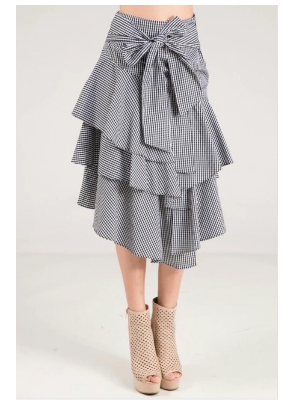 NWT Soprano Lara Ruffle Gingham Plaid‎ Skirt Women’s SZ Medium in Black White